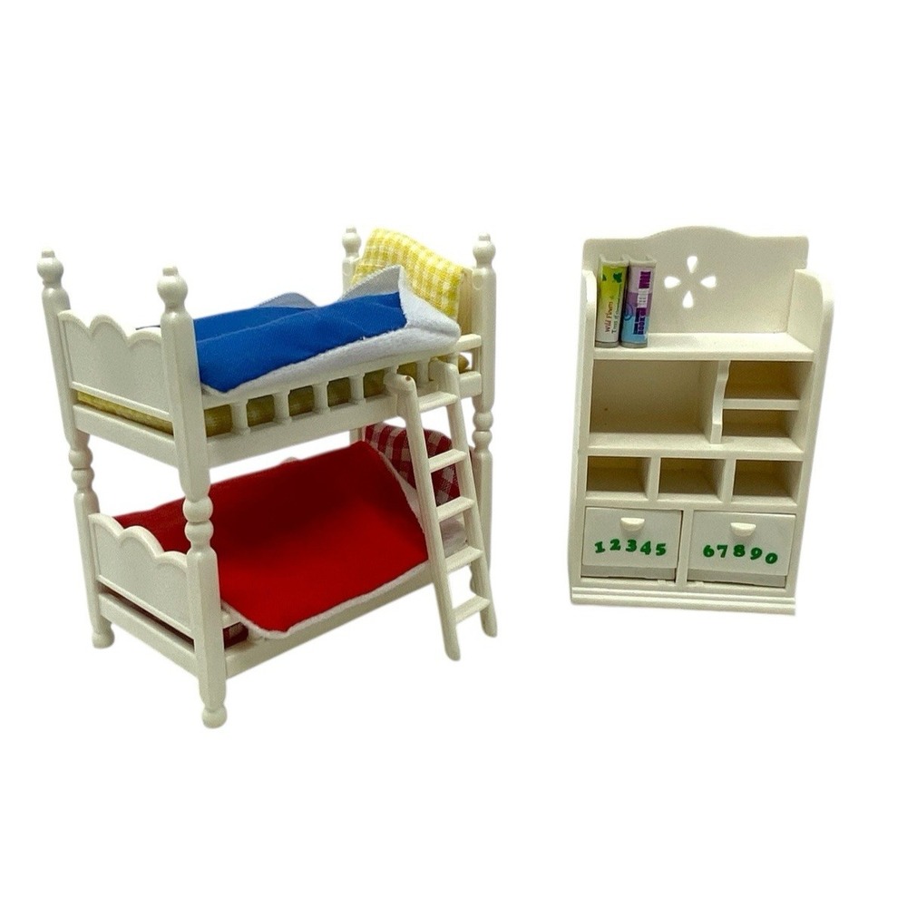 Calico Critters Sylvanian Families Kids Bunk Beds & Hutch - Pillows Blankets